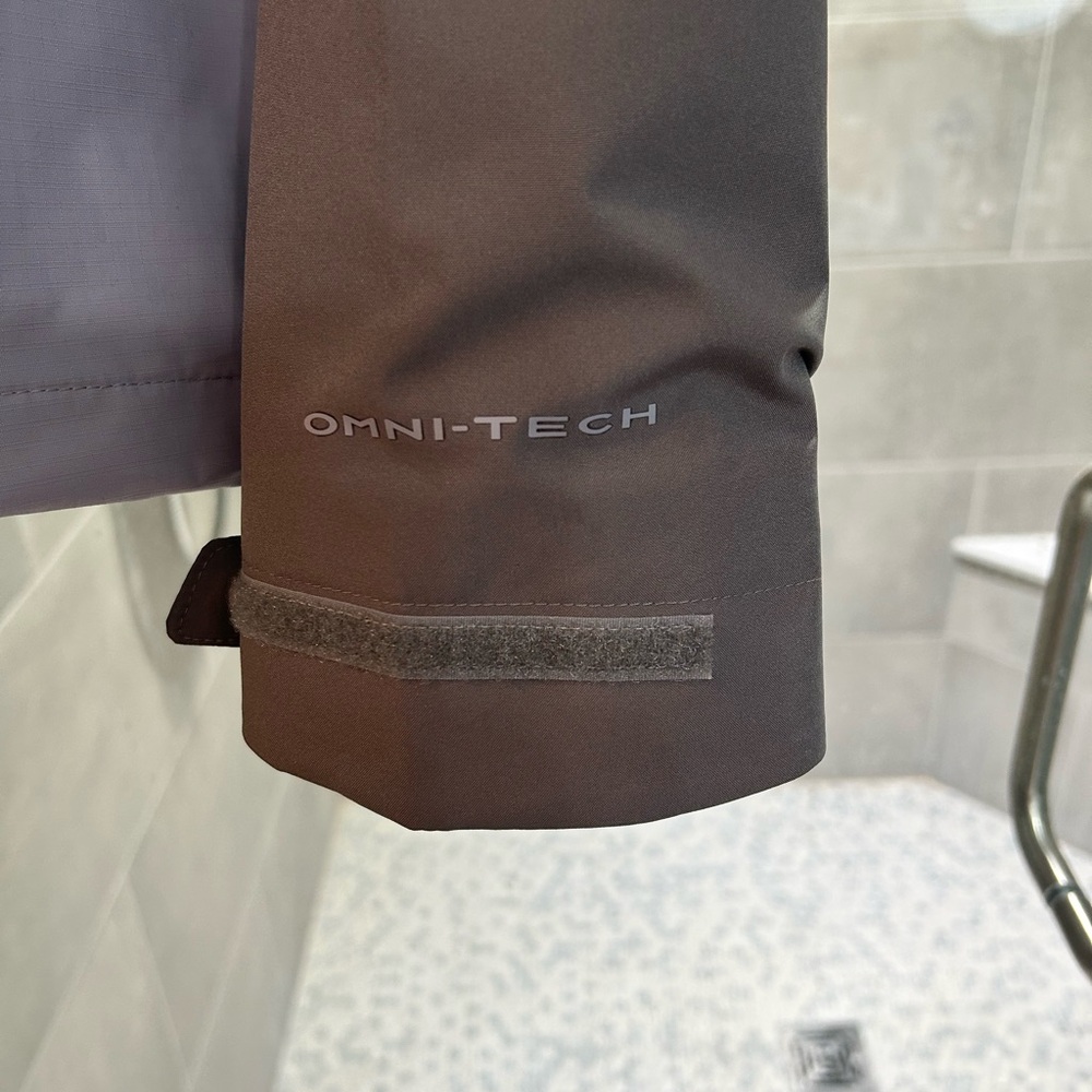 Columbia Rain Jacket - image 3